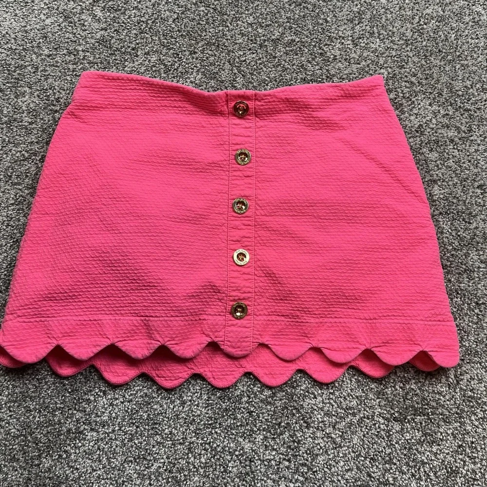 Lilly Pulitzer Skirt Womens 10 Pink Button Front Scallop Hem Textured Mini - Picture 1 of 8